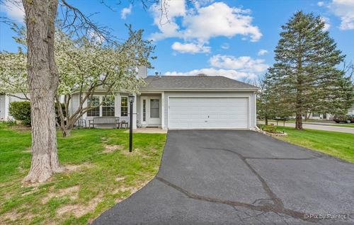 3202 Lynette Ln, Island Lake, IL, 60042-9017 | Card Image