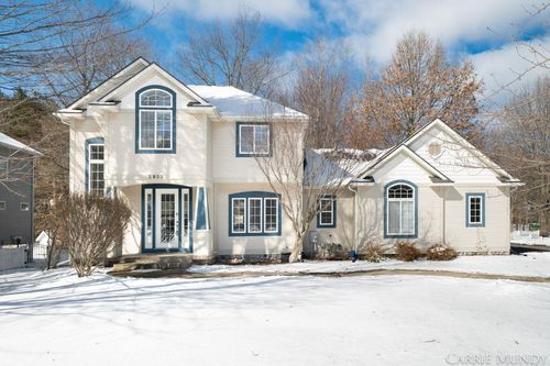 2933 Pine Edge Court, Holland, MI, 49424 | Card Image