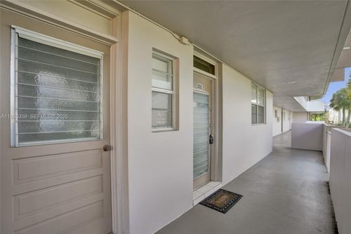 apt-202a-2800 Nw 47th Ter, Lauderdale Lakes, FL, 33313-1753 | Card Image