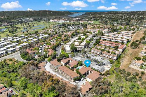 d-2402 Altisma Way, Carlsbad, CA, 92009 | Card Image