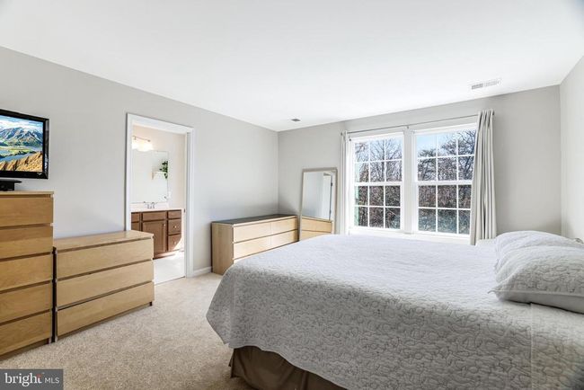 22862 Chestnut Oak Ter, Townhouse with 3 bedrooms, 4 bathrooms and null parking in STERLING VA | Image 34