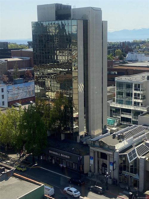 500-747 Fort St, Victoria, BC, V8W1H2 | Card Image