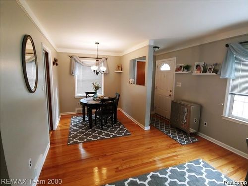 1729 Walnut St, Dearborn, MI, 48124-4025 | Card Image