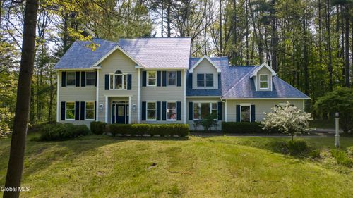 9 Rolling Brook Dr, Saratoga Springs, NY, 12866-6439 | Card Image