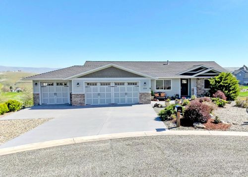 2016 Pleasant View Ct, Clarkston, WA, 99403-1794 | Card Image