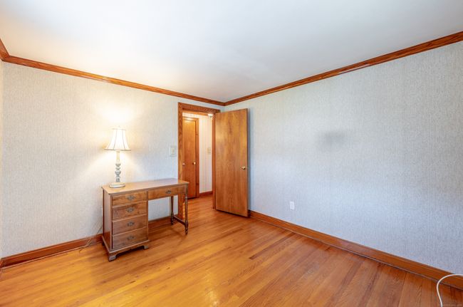 46 Suffield St, House other with 3 bedrooms, 2 bathrooms and 4 parking in Windsor Locks CT | Image 16