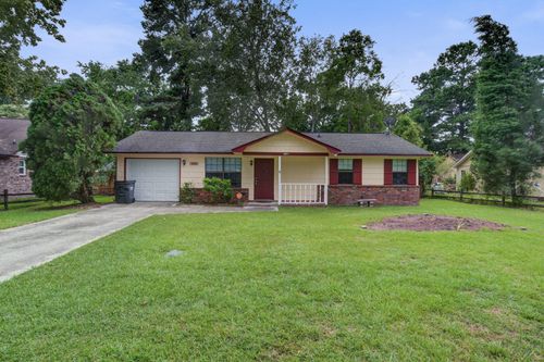 106 Carriage Ct, Summerville, SC, 29486-8226 | Card Image