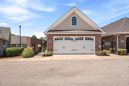 4301-395 Devon Chase Hl, Gallatin, TN, 37066-6700 | Card Image