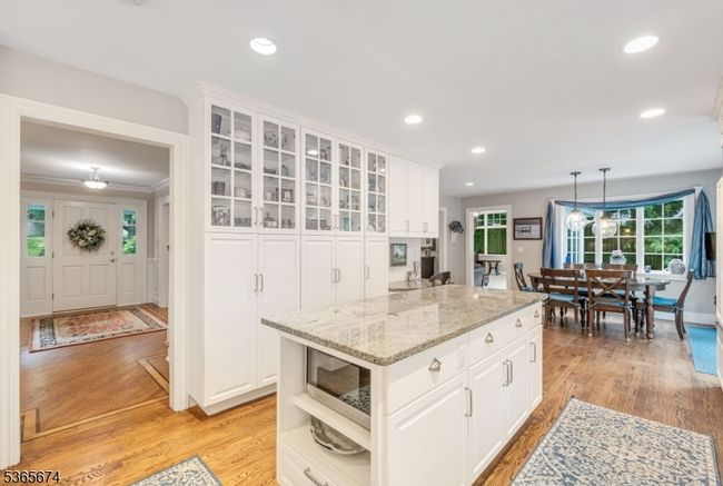 304 Briarwood Dr, House other with 3 bedrooms, 3 bathrooms and null parking in Wyckoff NJ | Image 18