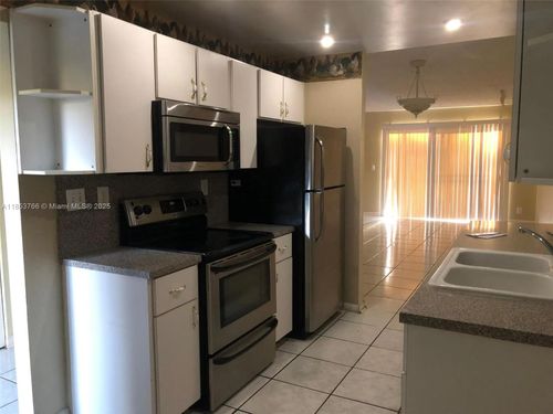 apt-105-8450 Lagos De Campo Blvd, TAMARAC, FL, 33321-3737 | Card Image