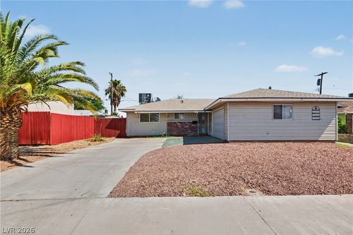 6144 Cromwell Avenue, Las Vegas, NV, 89107 | Card Image