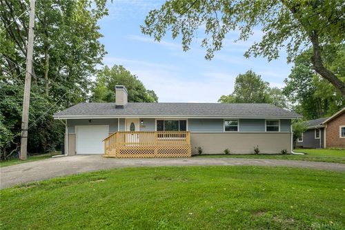 1746 Grange Hall Rd, Beavercreek, OH, 45432-2066 | Card Image