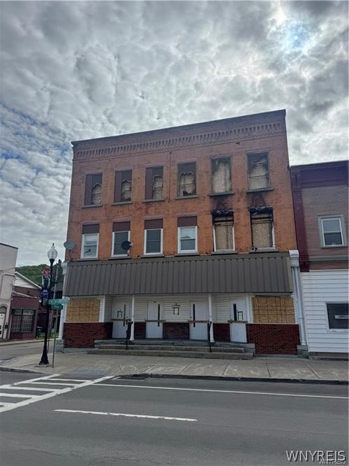 94 N Main St, Warsaw, NY, 14569-1350 | Card Image