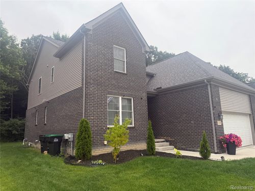 11363 Partridge Drive, Taylor, MI, 48180 | Card Image