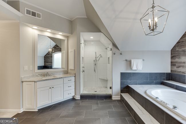 3313 Glen Devon Ln, House other with 5 bedrooms, 4 bathrooms and 2 parking in Berkeley Lake GA | Image 43