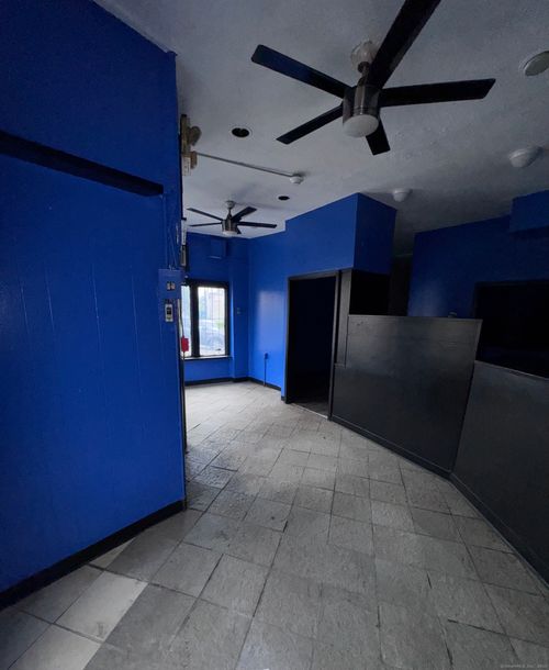 2370 Main St, Hartford, CT, 06120-1901 | Card Image