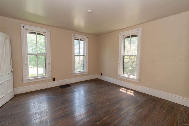 302 C St, Home with 5 bedrooms, 2 bathrooms and null parking in Laporte IN | Image 12