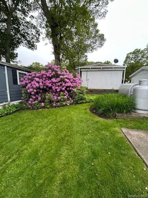 195-1661 Old Country Road, Riverhead, NY, 11901 | Card Image