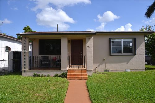 991 E 47th St, Hialeah, FL, 33013-2048 | Card Image