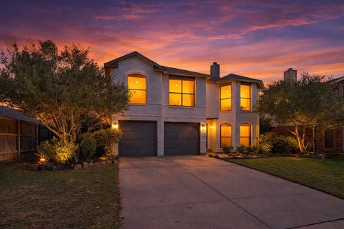 710 Bluffview Dr, Mckinney, TX, 75071-3250 | Card Image