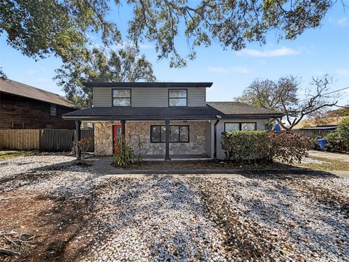 2206 Howard Ln, TAMPA, FL, 33612-3915 | Card Image