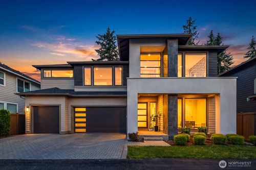 22222 Se 39th Pl, Sammamish, WA, 98075-5005 | Card Image