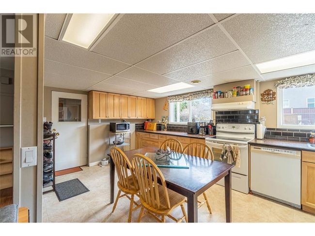 869 Serle Rd, House other with 4 bedrooms, 4 bathrooms and 1 parking in Kamloops BC | Image 34