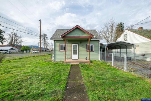 1196 S 7th St, Lebanon, OR, 97355-1815 | Card Image