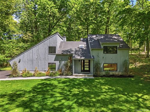 61 Cliffside Ln, Mount Kisco, NY, 10549-4243 | Card Image