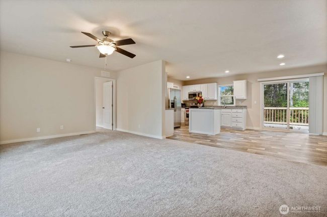 650 E Wilson Way, House other with 3 bedrooms, 2 bathrooms and null parking in Grapeview WA | Image 5