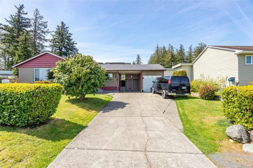 300 Mccarthy St, Campbell River, BC, V9W2R6 | Card Image