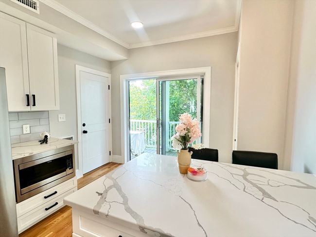 APT-3 - 299 Maverick St, Condo with 2 bedrooms, 2 bathrooms and null parking in Boston MA | Image 14