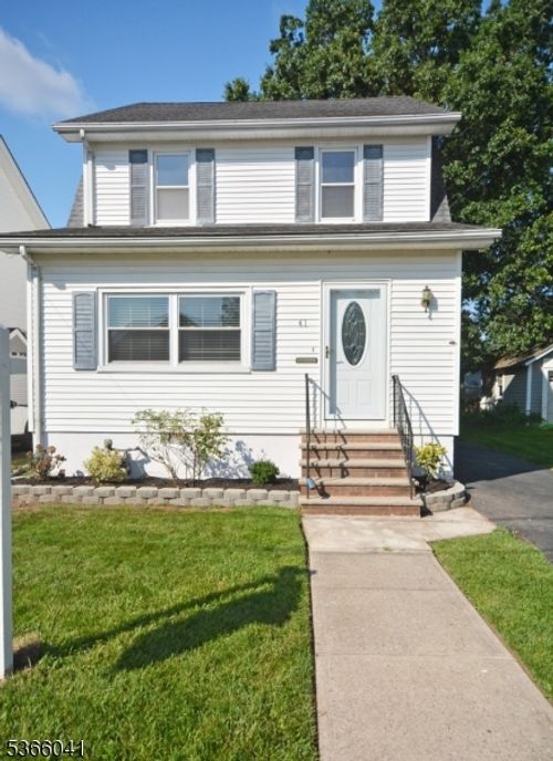41 Stratford Ter, Cranford, NJ, 07016-3051 | Card Image
