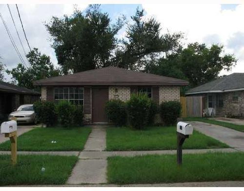 2713 Tifton St, Kenner, LA, 70062-5217 | Card Image