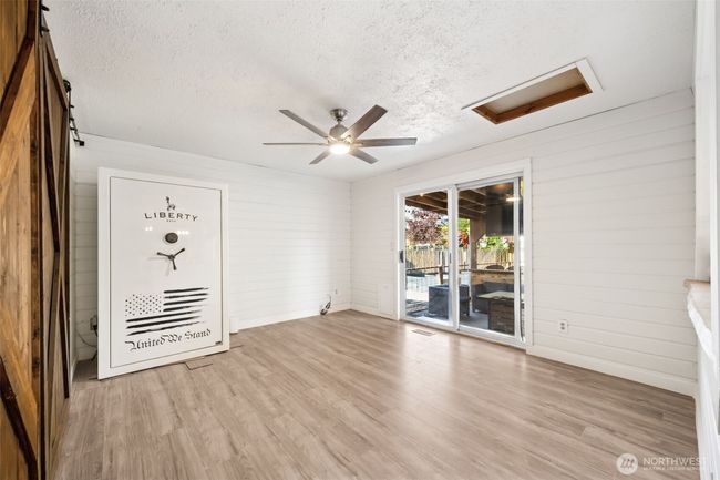 205 Berninger Street, House other with 3 bedrooms, 3 bathrooms and 2 parking in Enumclaw WA | Image 12