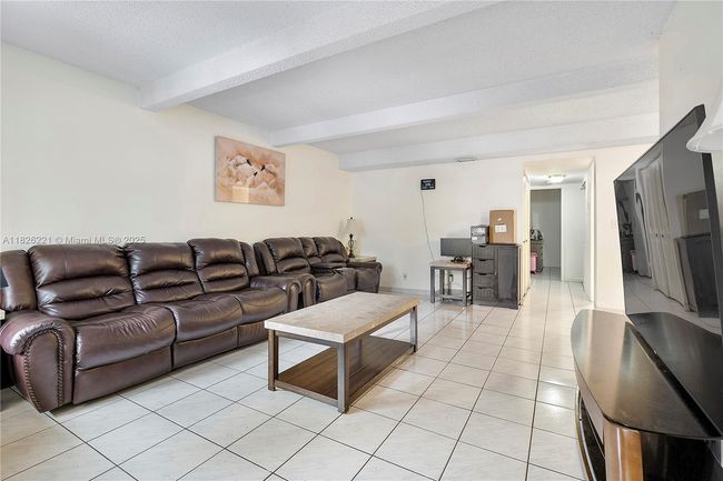 APT-511 - 1125 S Flagler Ave, Condo with 2 bedrooms, 2 bathrooms and null parking in Pompano Beach FL | Image 5