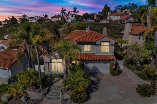 5071 Nighthawk Way, Oceanside, CA, 92056-5457 | Card Image