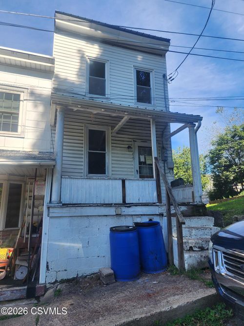 239 W Montgomery St, Shamokin, PA, 17872-6346 | Card Image