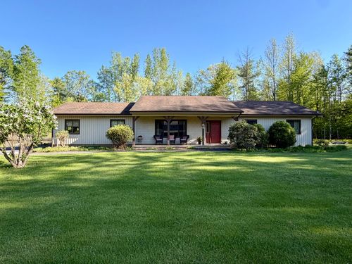 68 Rosbo Ln, Morrisonville, NY, 12962-9621 | Card Image