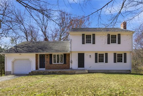 8 Sunset Dr, Smithfield, RI, 02917-1808 | Card Image