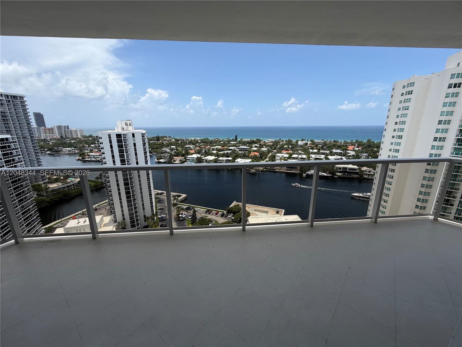 Residential Lease in Aventura 3