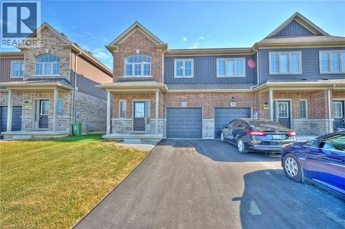 73 Lloyd Davies Way, Binbrook, ON, L0R1C0 | Card Image
