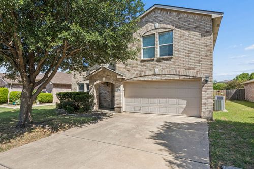 3924 Estrella Ct, Fort Worth, TX, 76106-3261 | Card Image