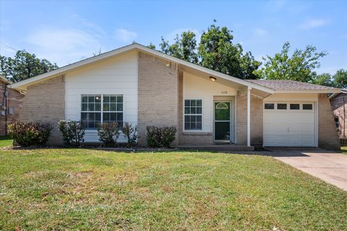 1110 Rosewood Lane, Arlington, TX, 76010 | Card Image