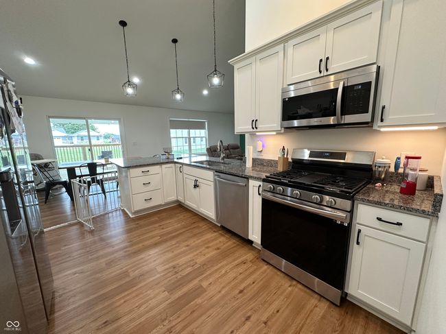 407 E Maple St, House other with 4 bedrooms, 2 bathrooms and null parking in Bainbridge IN | Image 18
