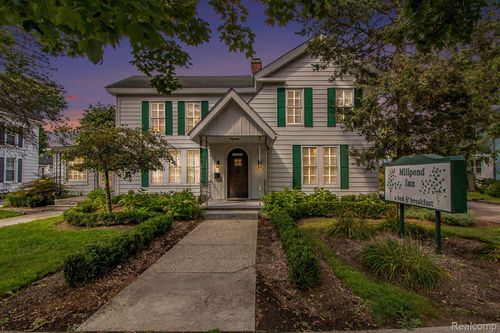 155 N Main St, Clarkston, MI, 48346-1521 | Card Image