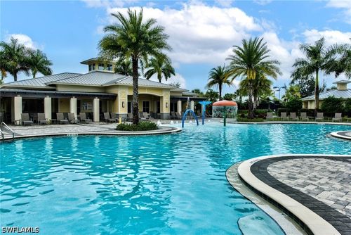 2591 Vine Ave, NAPLES, FL, 34120-5362 | Card Image