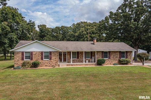 1723 Walnut Hill Rd, Centralia, IL, 62801-6259 | Card Image