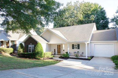 119 Ashwood Ln, Mooresville, NC, 28117-6883 | Card Image