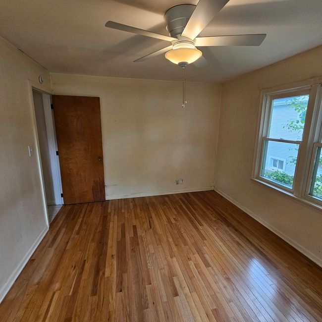 237 Pine St, House other with 2 bedrooms, 1 bathrooms and 1 parking in Villa Park IL | Image 8